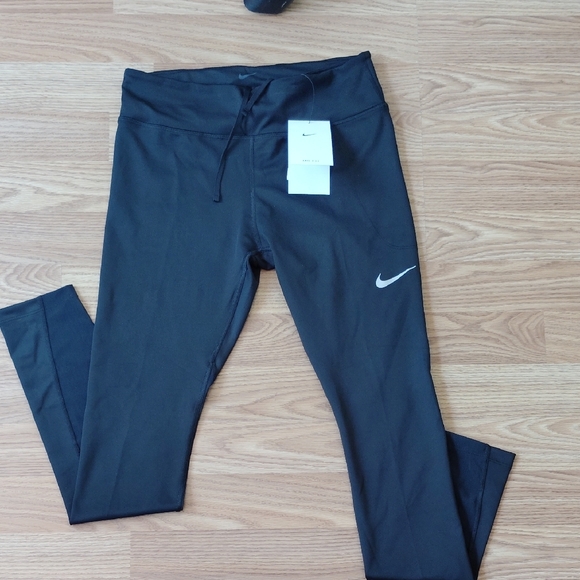Nike Black Performance Leggings Streamlined Fit - Picture 1 of 5